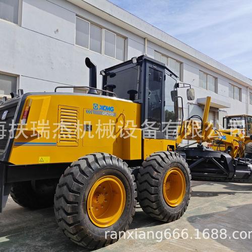 1688工业路面机械全解析 批发价格、型号大全与厂家直供指南